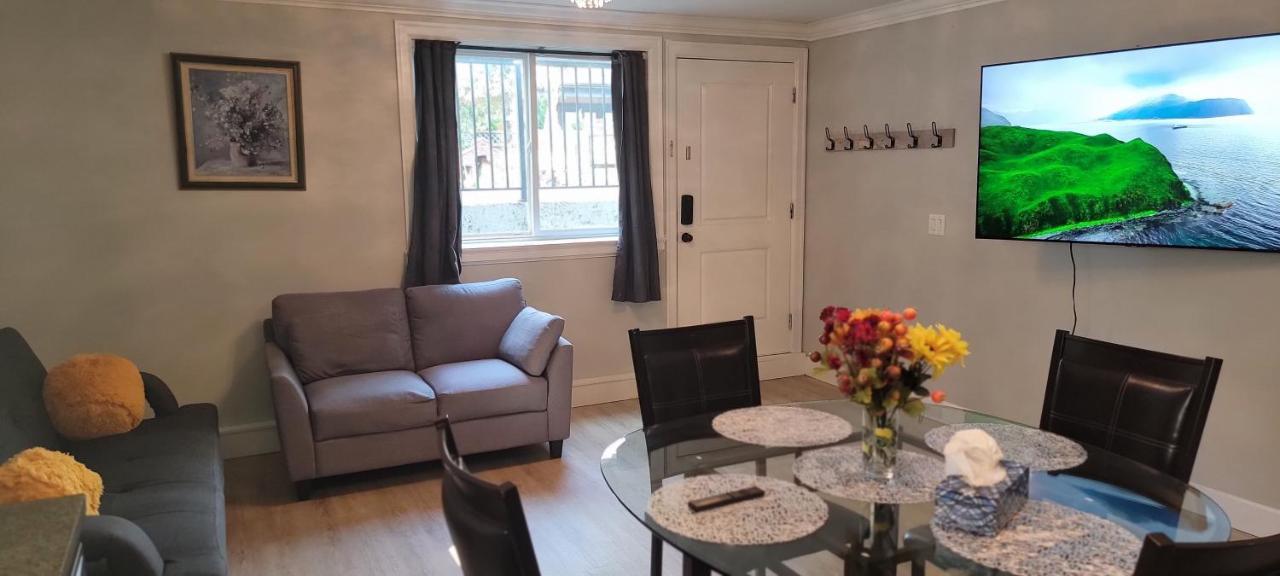 Oscar Inn & 2Bd Family Suite Or Private Room Abbotsford Dış mekan fotoğraf