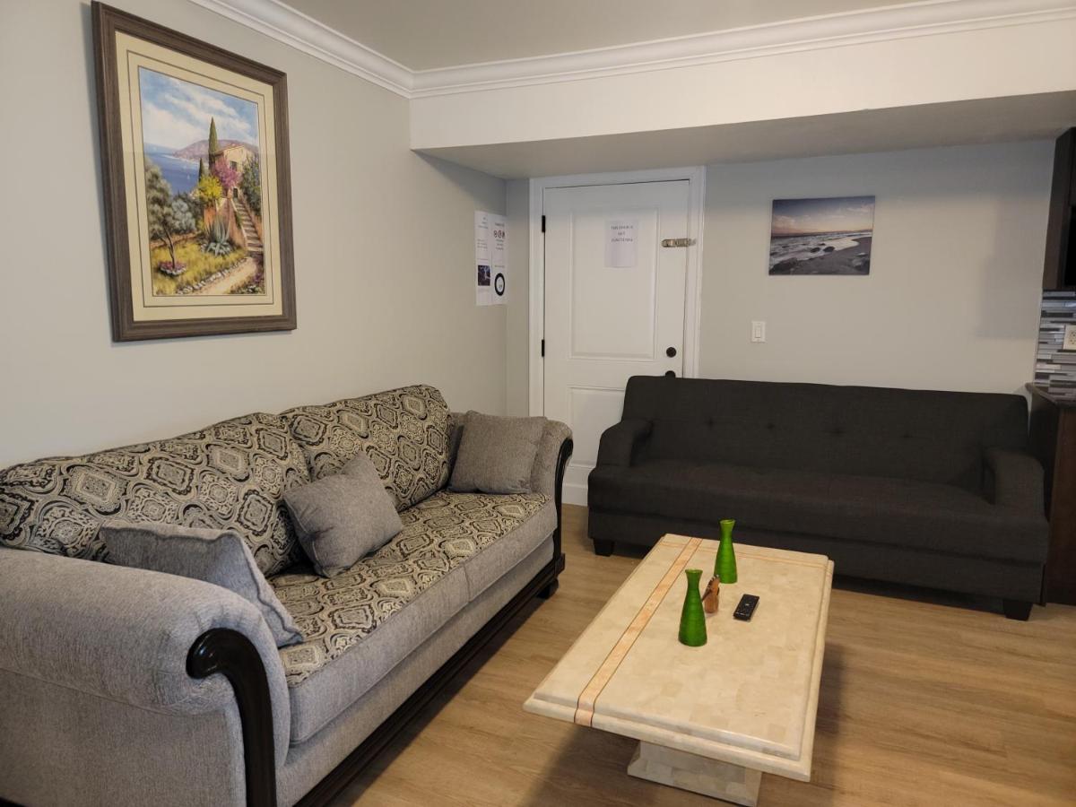 Oscar Inn & 2Bd Family Suite Or Private Room Abbotsford Dış mekan fotoğraf